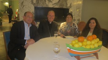 Vatikan Büyükelçisi ile Yemekte Buluştular